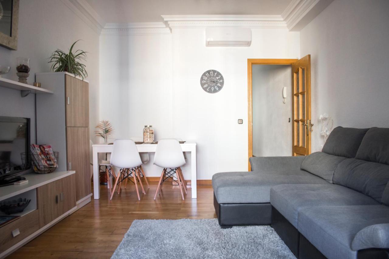 Apartamento En Carretas - Puerta Del Sol Apartment Madrid Luaran gambar